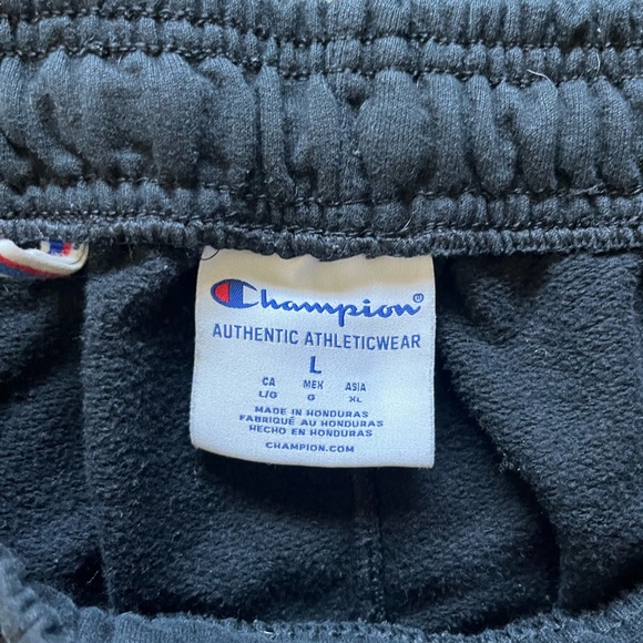 Champion Black Sweatpants SZ L Logo Graphic Joggers Streetwear Athleisure Men’s - Picture 13 of 13